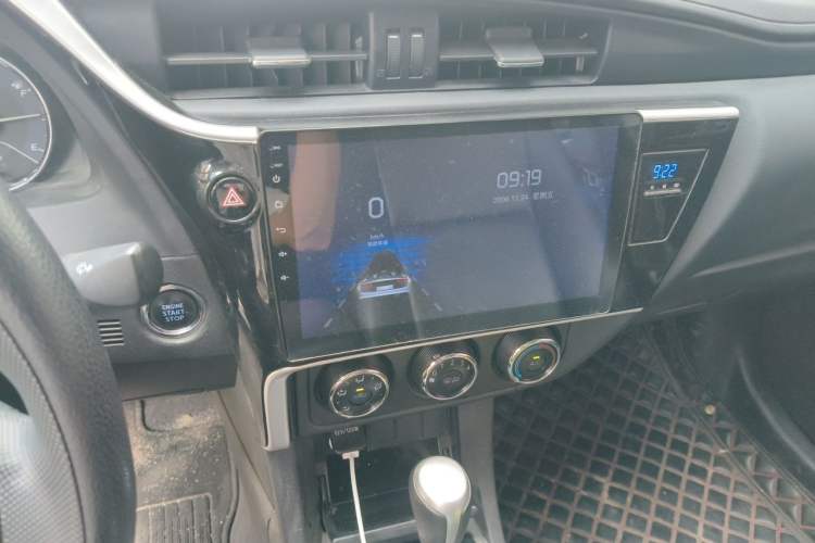 Used Toyota Corolla 2018 1.2T S-CVT GL Smart Enjoyment Version Audio And AC Panel