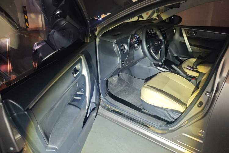 Used Toyota Corolla 2018 1.2T S-CVT GL-i Zhihui Edition Driver Seat