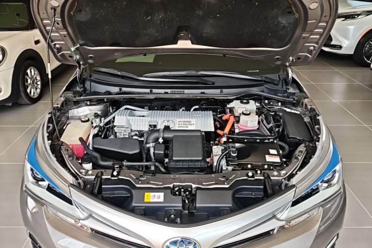 Used Toyota Corolla 2018 Dual-Engine 1.8L E-CVT Smart Edition Engine Bay