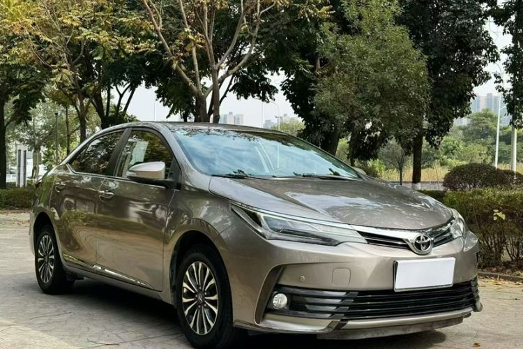 Used Toyota Corolla 2018 1.2T S-CVT GL-i Zhihui Edition Exterior 6