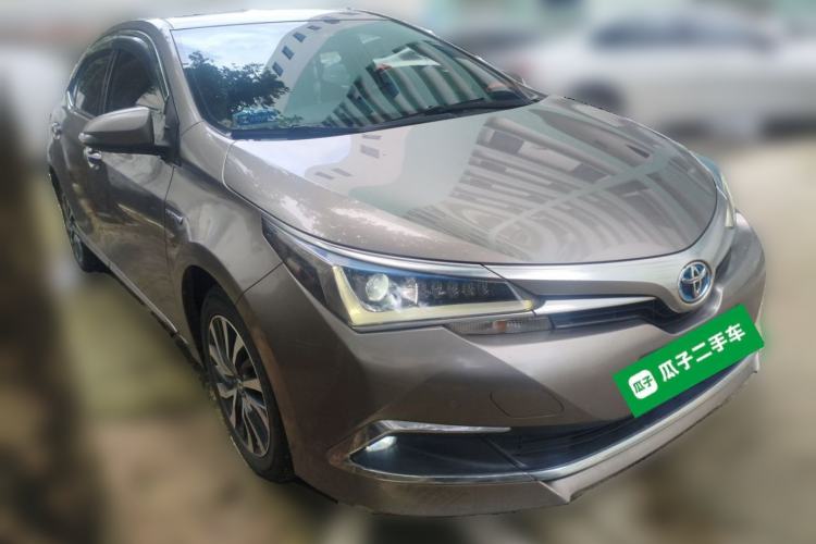 Used Toyota Corolla 2018 Dual-Engine 1.8L E-CVT Smart Edition Front Right 45 Deg