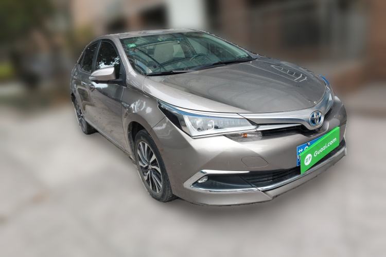 Used Toyota Corolla 2018 Dual-Engine 1.8L E-CVT Smart Edition Front Right 45 Deg