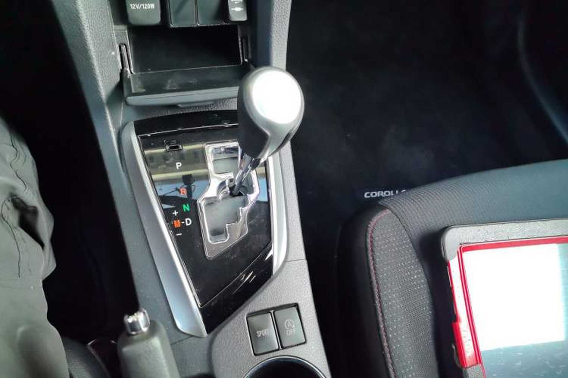 Used Toyota Corolla 2018 1.2T S-CVT GL-i Zhihui Edition Gear Lever