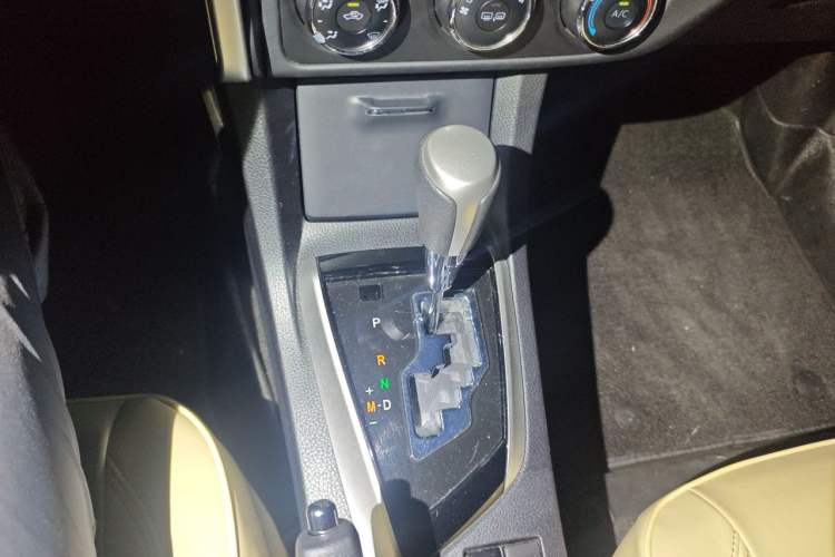 Used Toyota Corolla 2018 1.2T S-CVT GL-i Zhihui Edition Gear Lever