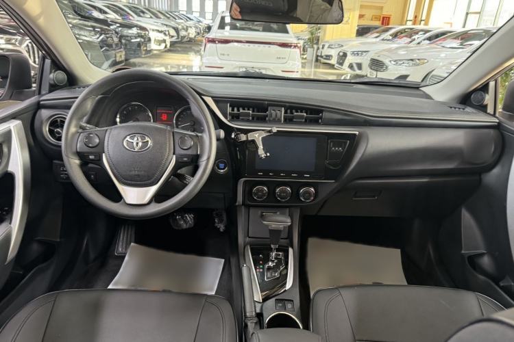 Used Toyota Corolla 2018 1.2T S-CVT GL-i Zhihui Edition Interior 1