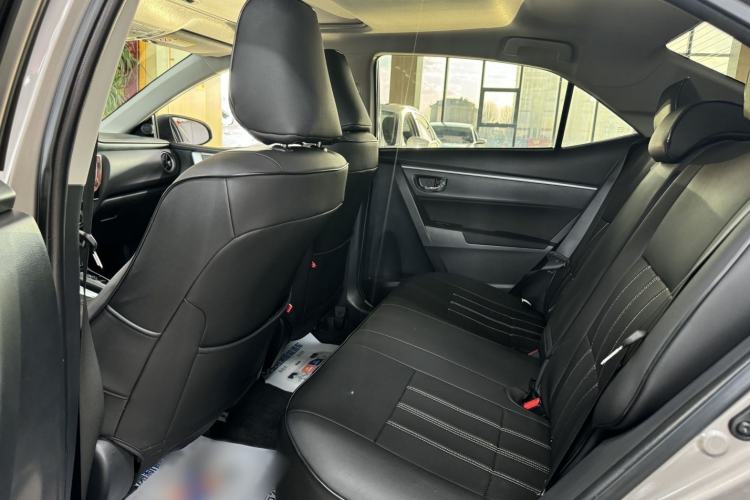 Used Toyota Corolla 2018 1.2T S-CVT GL-i Zhihui Edition Interior 3