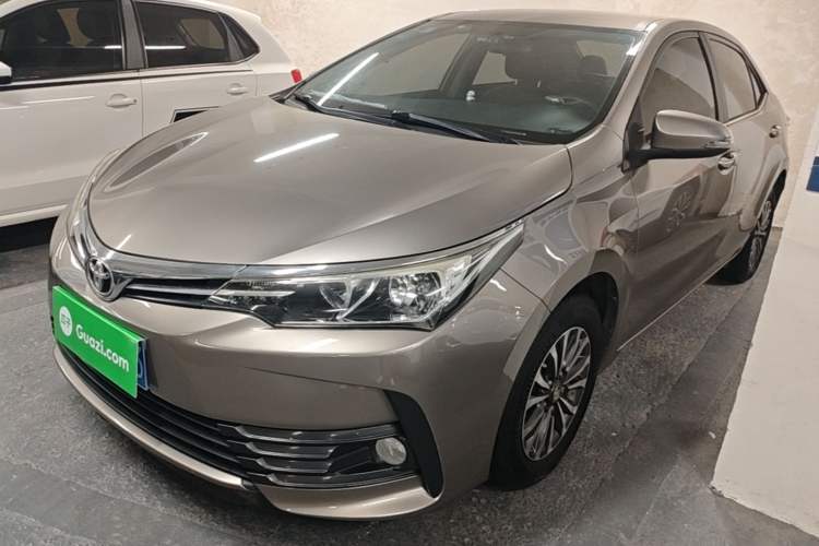 Used Toyota Corolla 2018 1.2T S-CVT GL Smart Enjoyment Version Guazi used car, China used car export, Used car for sale, Used cars, Cheapest cars for sale