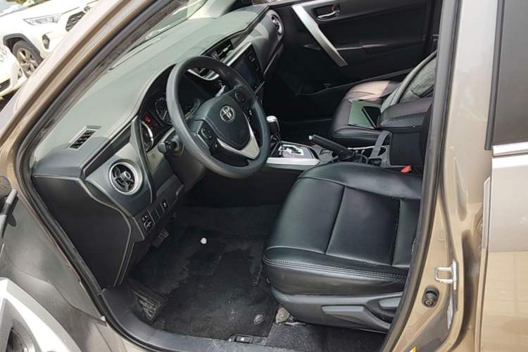 Used Toyota Corolla 2018 1.2T S-CVT GL-i Zhihui Edition Left Front Seat