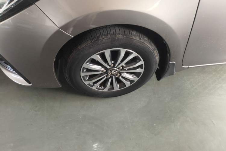 Used Toyota Corolla 2018 1.2T S-CVT GL Smart Enjoyment Version Left Front Wheel Hub