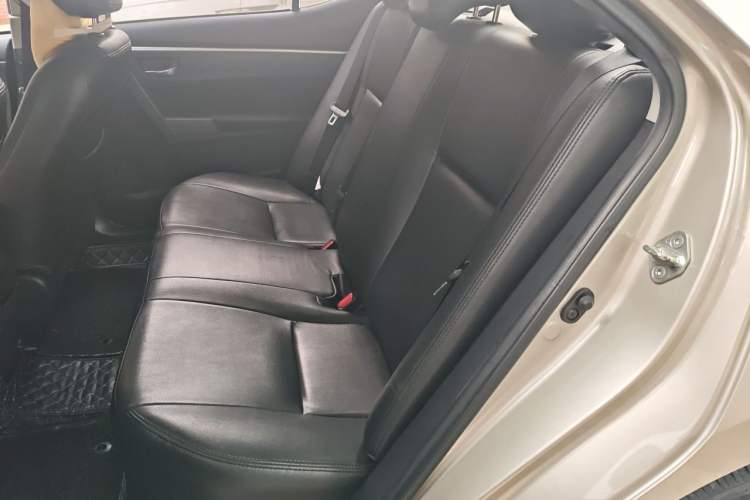 Used Toyota Corolla 2018 1.2T S-CVT GL Smart Enjoyment Version Left Rear Seat