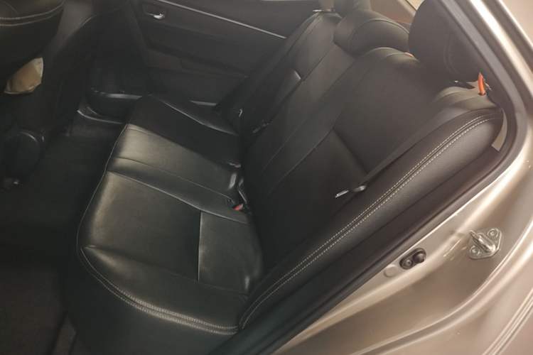 Used Toyota Corolla 2018 1.2T S-CVT GL Smart Enjoyment Version Left Rear Seat