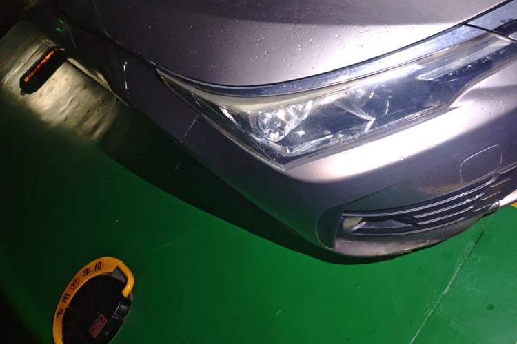Used Toyota Corolla 2018 1.2T S-CVT GL Smart Enjoyment Version Right Front Headlight