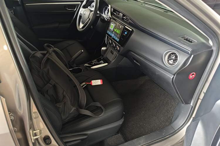 Used Toyota Corolla 2018 1.2T S-CVT GL Smart Enjoyment Version Right Front Seat