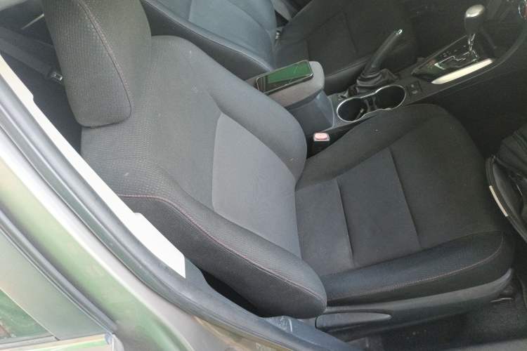 Used Toyota Corolla 2018 1.2T S-CVT GL Smart Enjoyment Version Right Front Seat