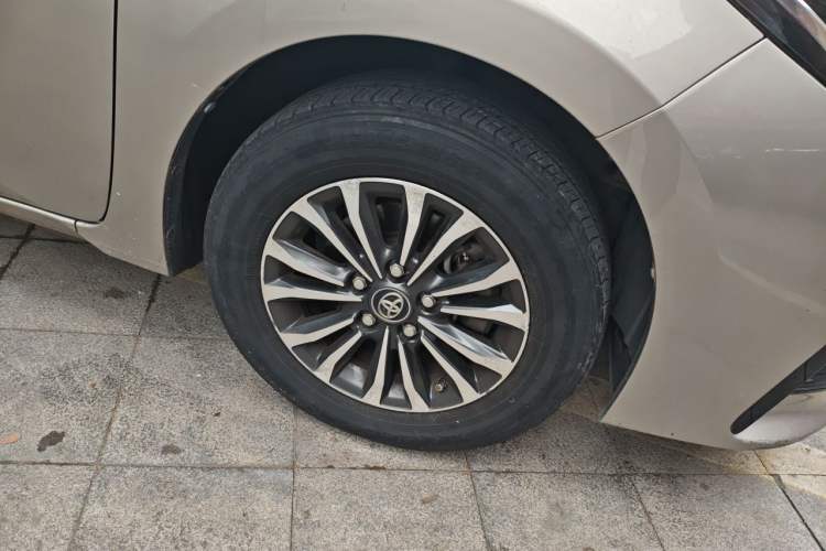 Used Toyota Corolla 2018 1.2T S-CVT GL Smart Enjoyment Version Right Front Wheel Hub