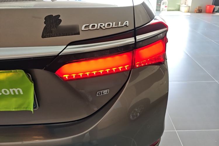 Used Toyota Corolla 2018 Dual-Engine 1.8L E-CVT Smart Edition Right Rear Taillight