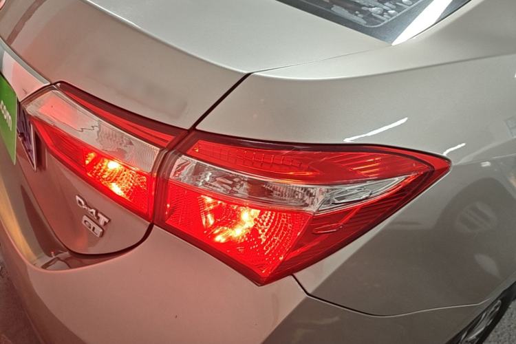 Used Toyota Corolla 2018 1.2T S-CVT GL Smart Enjoyment Version Right Rear Taillight