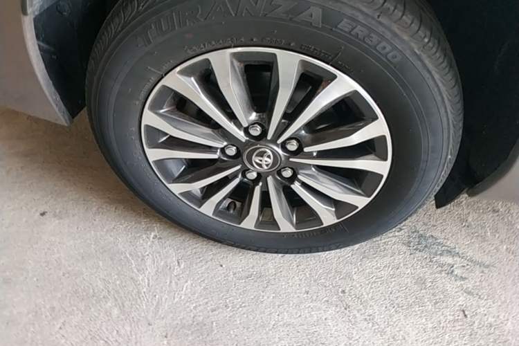 Used Toyota Corolla 2018 1.2T S-CVT GL Smart Enjoyment Version Right Rear Wheel Hub