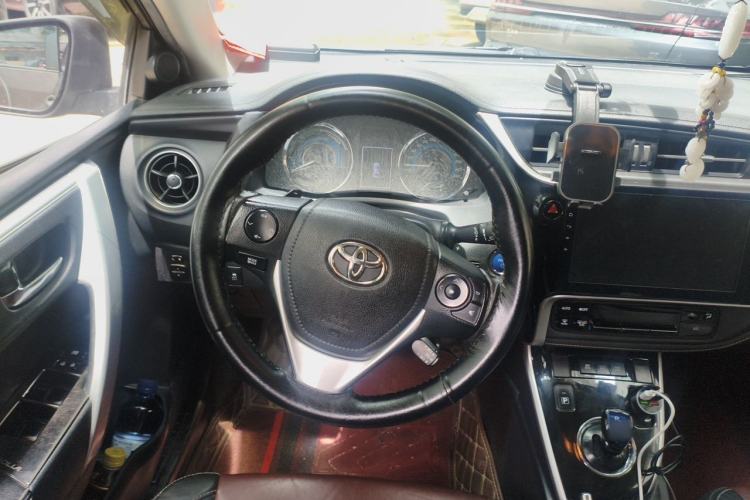 Used Toyota Corolla 2018 Dual-Engine 1.8L E-CVT Smart Edition Steering Wheel