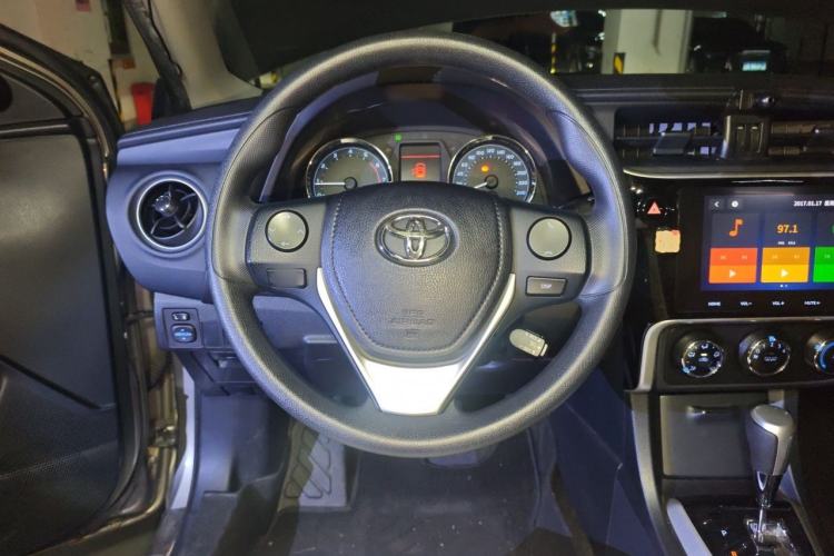 Used Toyota Corolla 2018 1.2T S-CVT GL-i Zhihui Edition Steering Wheel