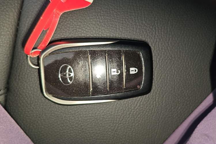 Used Toyota Corolla 2018 1.2T S-CVT GL Smart Enjoyment Version Vehicle Key