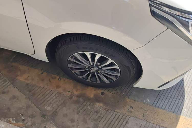 Used Toyota Corolla 2018 1.2T S-CVT GL Smart Enjoyment Version Right Front Wheel Hub