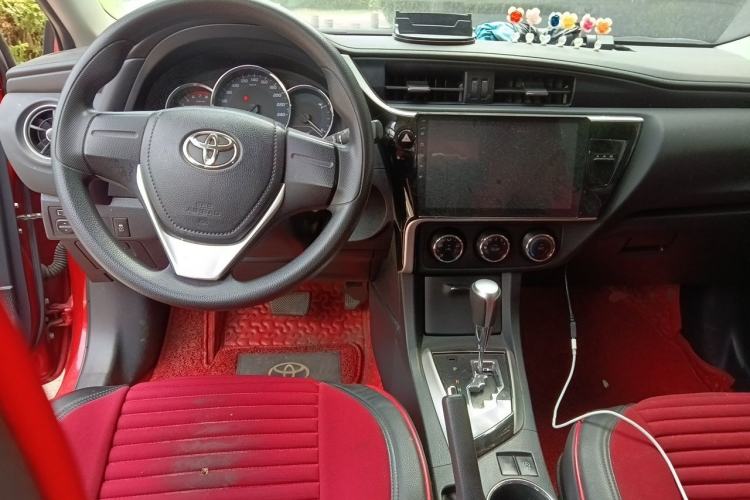 Used Toyota Corolla 2018 1.2T S-CVT GL Smart Enjoyment Version Center Console