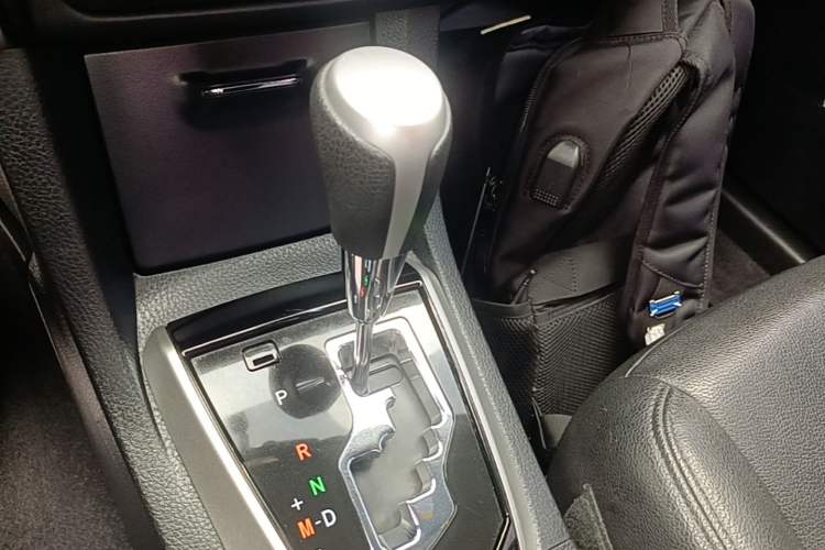 Used Toyota Corolla 2018 1.2T S-CVT GL Smart Enjoyment Version Gear Lever