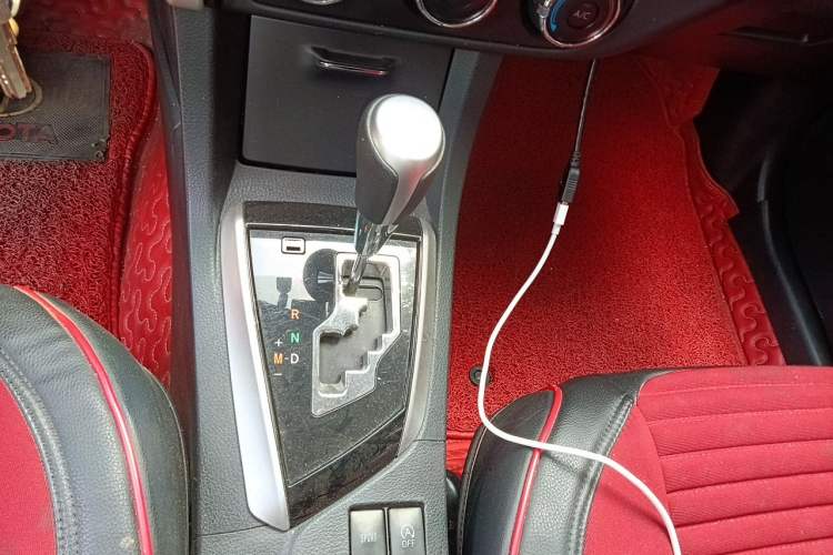 Used Toyota Corolla 2018 1.2T S-CVT GL Smart Enjoyment Version Gear Lever