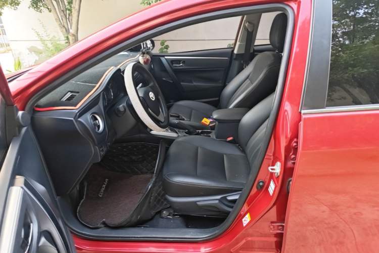 Used Toyota Corolla 2018 1.2T S-CVT GL Smart Enjoyment Version Left Front Seat