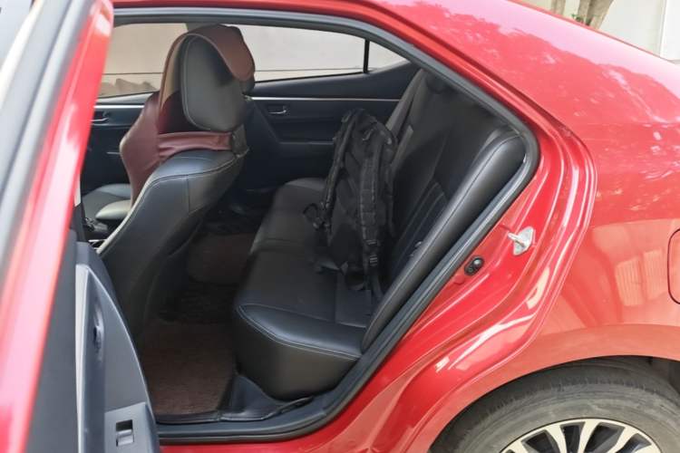 Used Toyota Corolla 2018 1.2T S-CVT GL Smart Enjoyment Version Left Rear Seat