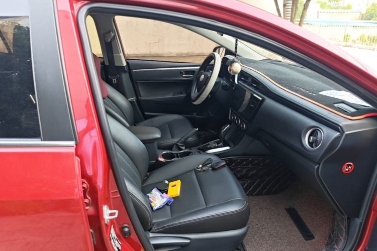 Used Toyota Corolla 2018 1.2T S-CVT GL Smart Enjoyment Version Right Front Seat