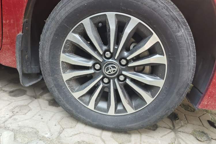 Used Toyota Corolla 2018 1.2T S-CVT GL Smart Enjoyment Version Right Front Wheel Hub