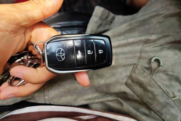 Used Toyota Corolla 2018 1.2T S-CVT GL-i Zhihui Edition Vehicle Key