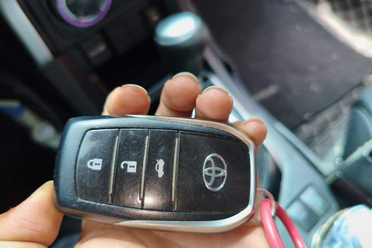 Used Toyota Corolla 2018 1.2T S-CVT GL-i Zhihui Edition Vehicle Key