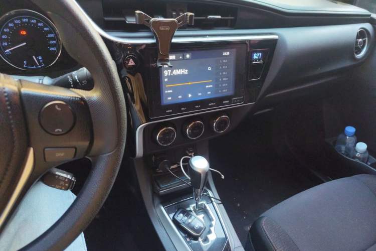 Used Toyota Corolla 2018 1.2T S-CVT GL-i Zhihui Edition Audio And AC Panel