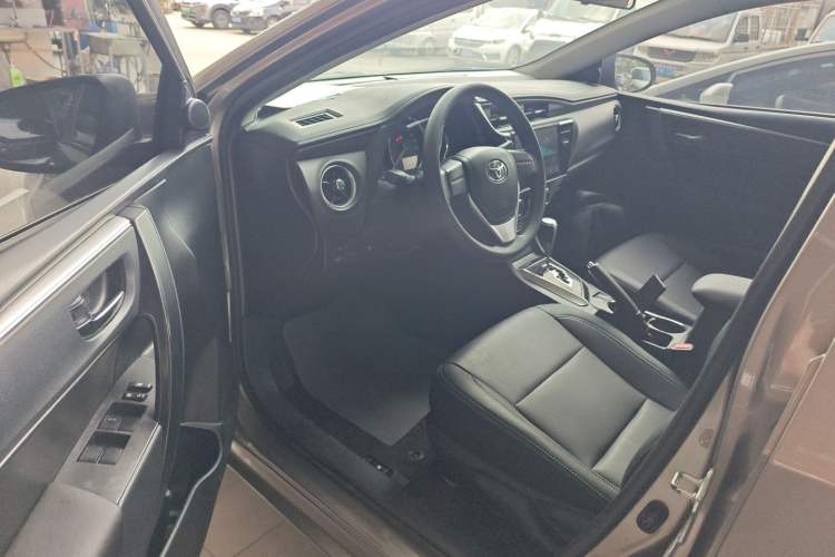 Used Toyota Corolla 2018 1.2T S-CVT GL Smart Enjoyment Version Driver Seat