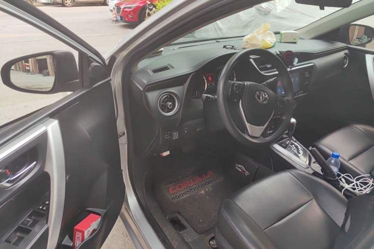 Used Toyota Corolla 2018 1.2T S-CVT GL-i Zhihui Edition Driver Seat