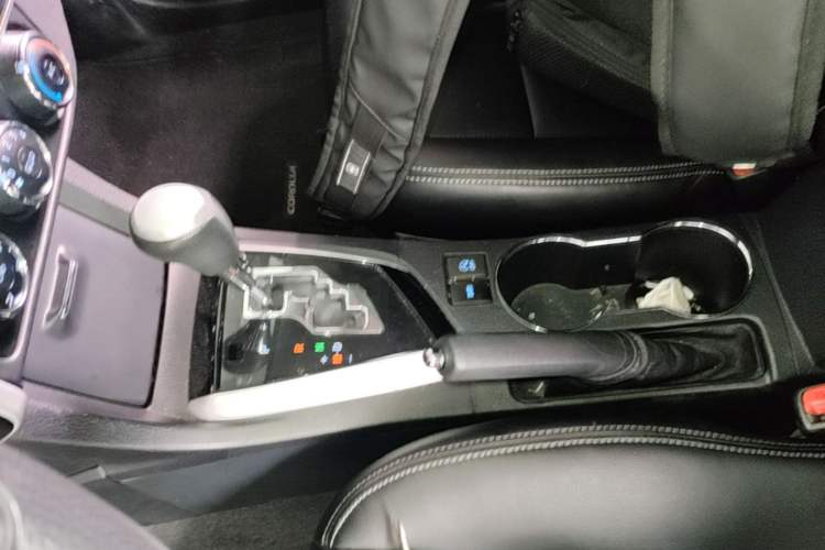 Used Toyota Corolla 2018 1.2T S-CVT GL Smart Enjoyment Version Gear Lever