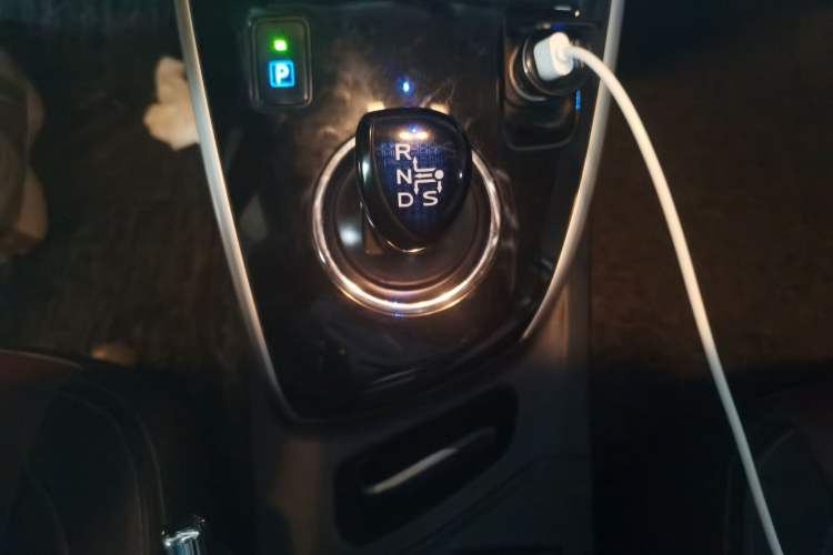 Used Toyota Corolla 2018 Dual-Engine 1.8L E-CVT Smart Edition Gear Lever