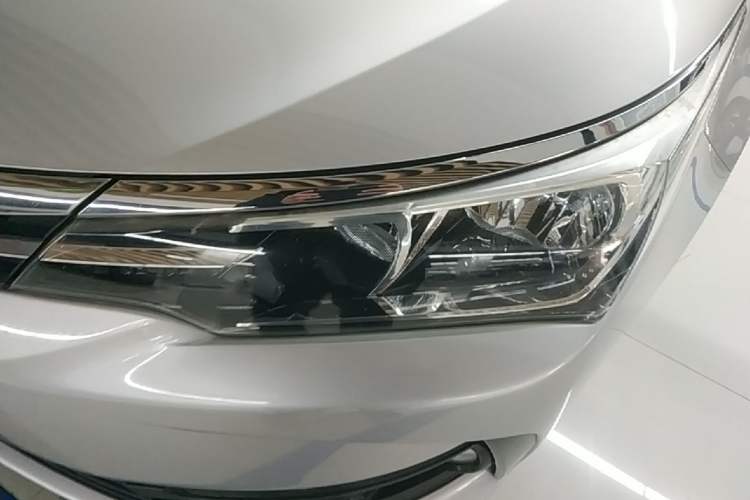 Used Toyota Corolla 2018 1.2T S-CVT GL Smart Enjoyment Version Left Front Headlight