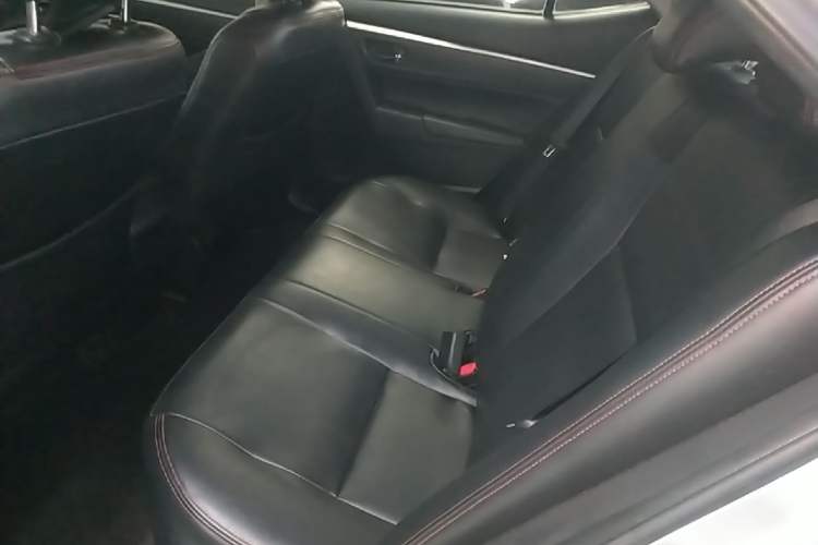 Used Toyota Corolla 2018 1.2T S-CVT GL Smart Enjoyment Version Left Rear Seat