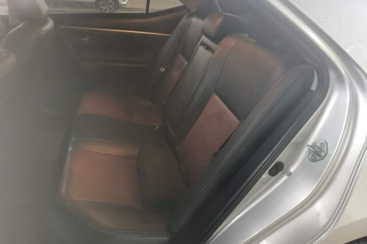 Used Toyota Corolla 2018 Dual-Engine 1.8L E-CVT Smart Edition Left Rear Seat
