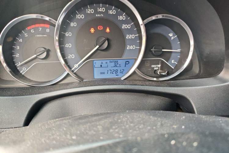 Used Toyota Corolla 2018 1.2T S-CVT GL Smart Enjoyment Version Odometer Close Up