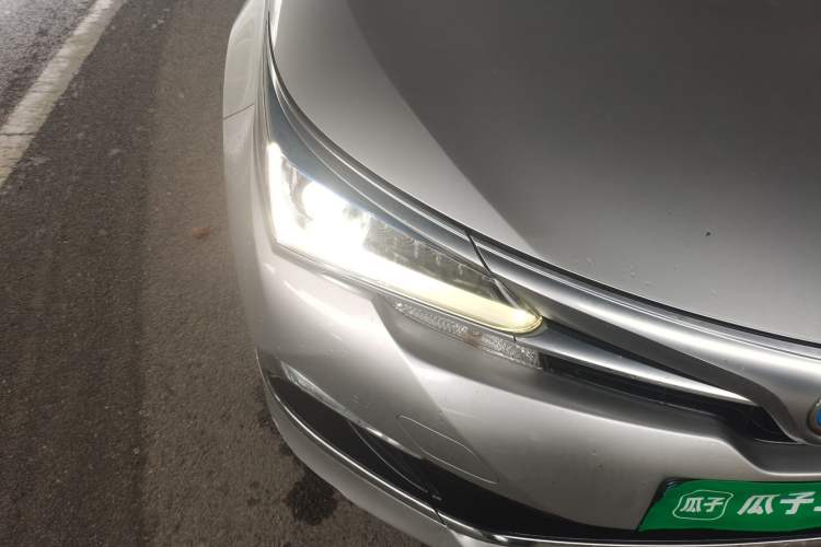 Used Toyota Corolla 2018 Dual-Engine 1.8L E-CVT Smart Edition Right Front Headlight