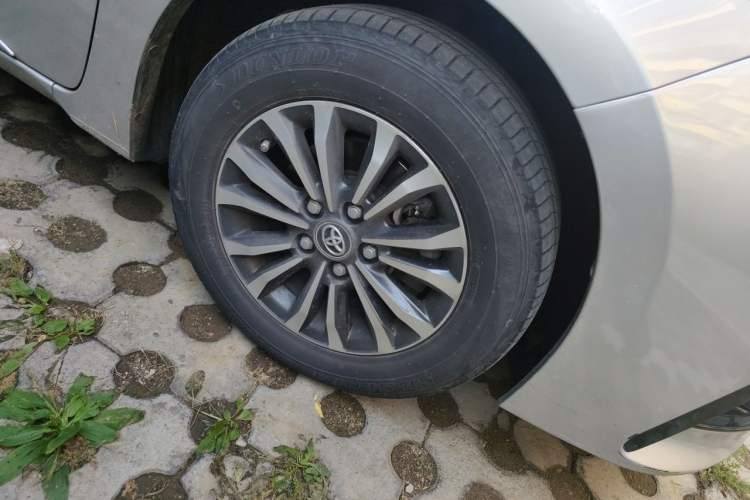 Used Toyota Corolla 2018 1.2T S-CVT GL-i Zhihui Edition Right Front Wheel Hub