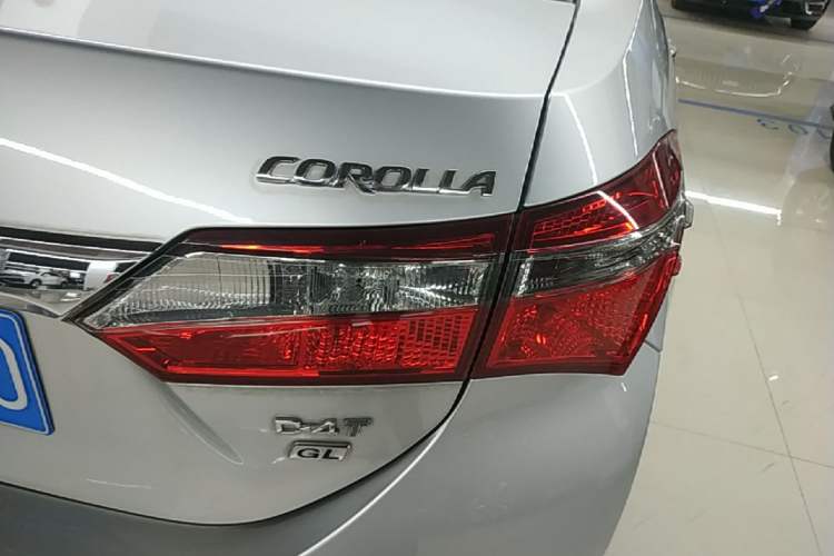 Used Toyota Corolla 2018 1.2T S-CVT GL Smart Enjoyment Version Right Rear Taillight