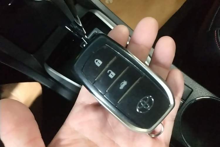 Used Toyota Corolla 2018 1.2T S-CVT GL Smart Enjoyment Version Vehicle Key