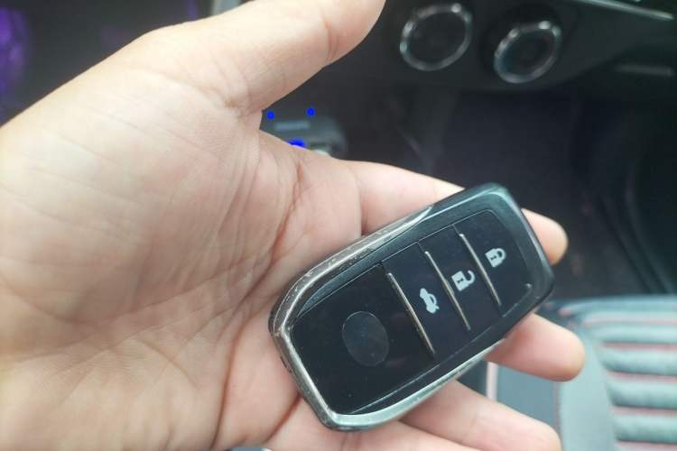 Used Toyota Corolla 2018 1.2T S-CVT GL-i Zhihui Edition Vehicle Key