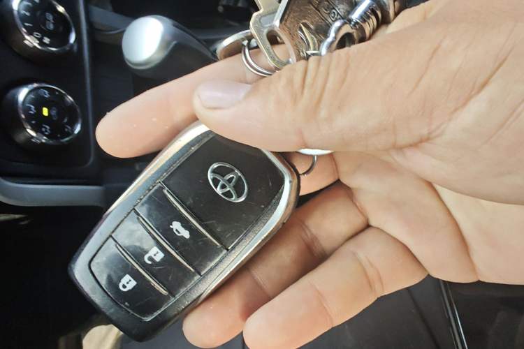 Used Toyota Corolla 2018 1.2T S-CVT GL Smart Enjoyment Version Vehicle Key